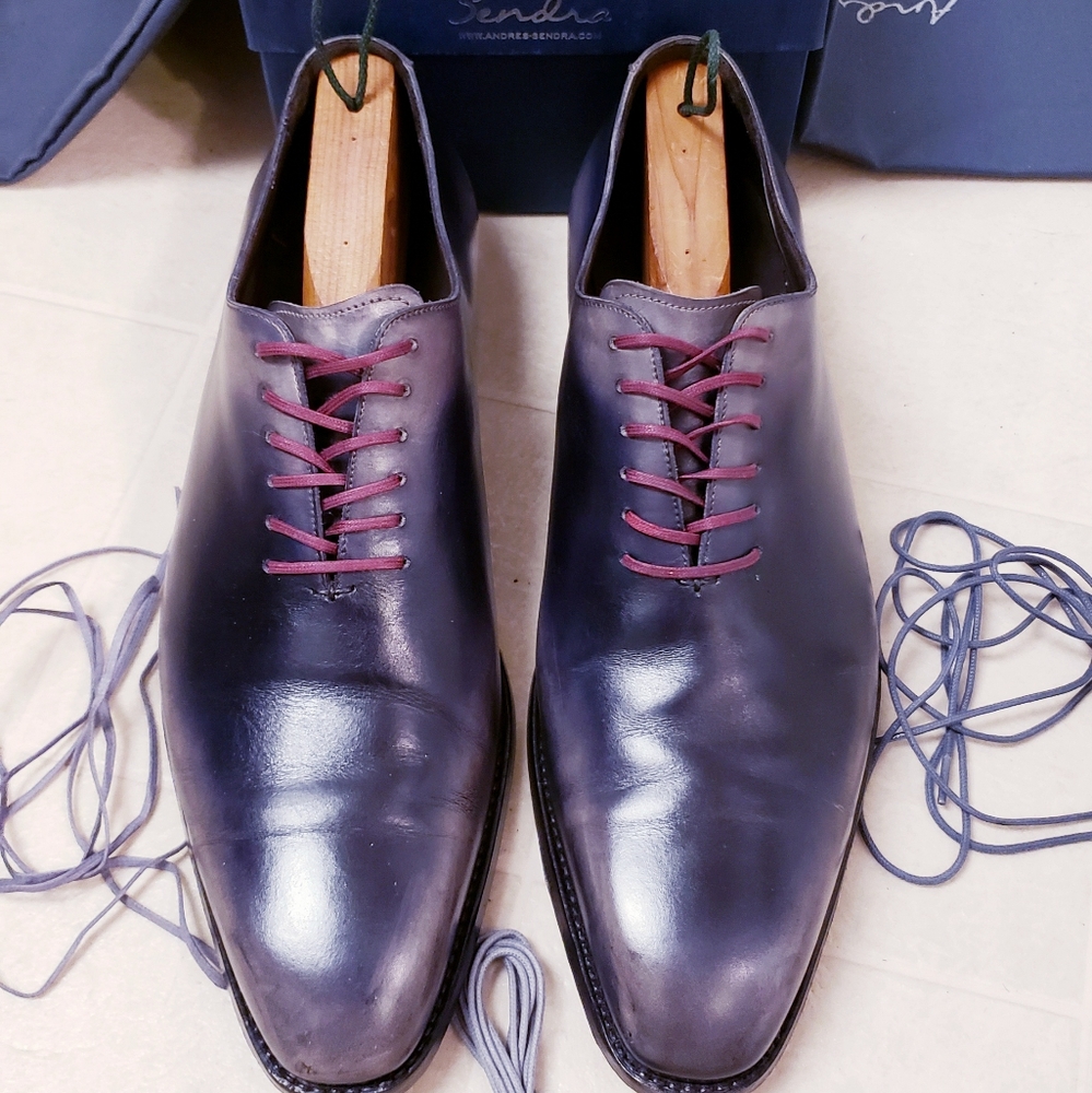 Classic Men's Oxford in Deep Navy with Burgundy Laces